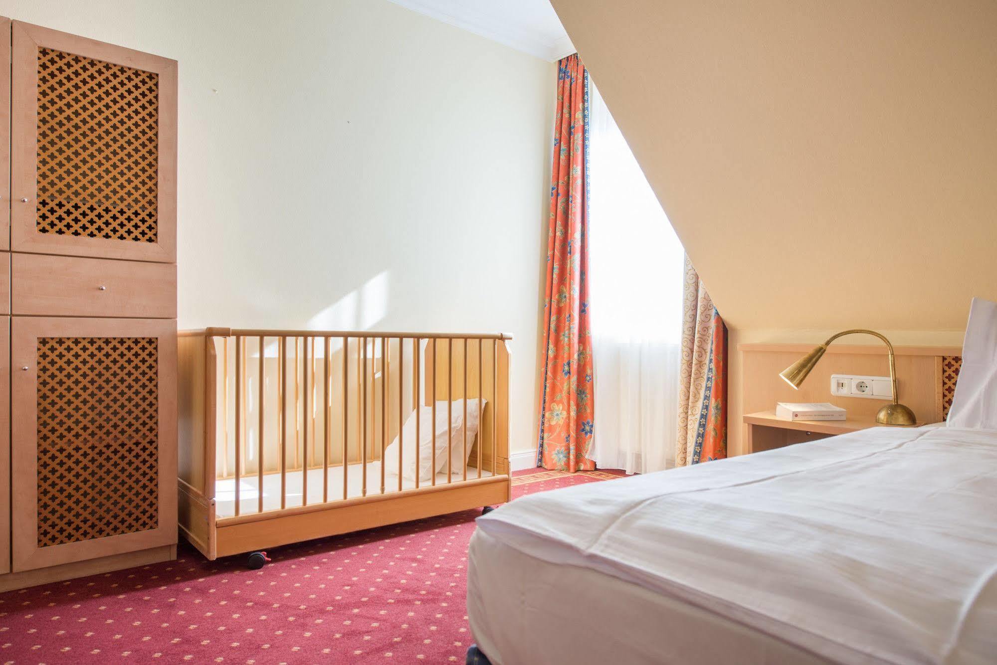 Aparthotel Kuehlungsborn, Villa Am Konzertgarten Eksteriør bilde